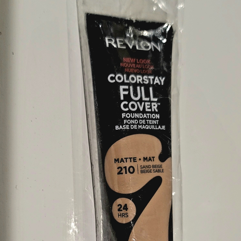 Revlon ColorStay Full Cover Foundation - Matte Sand Beige